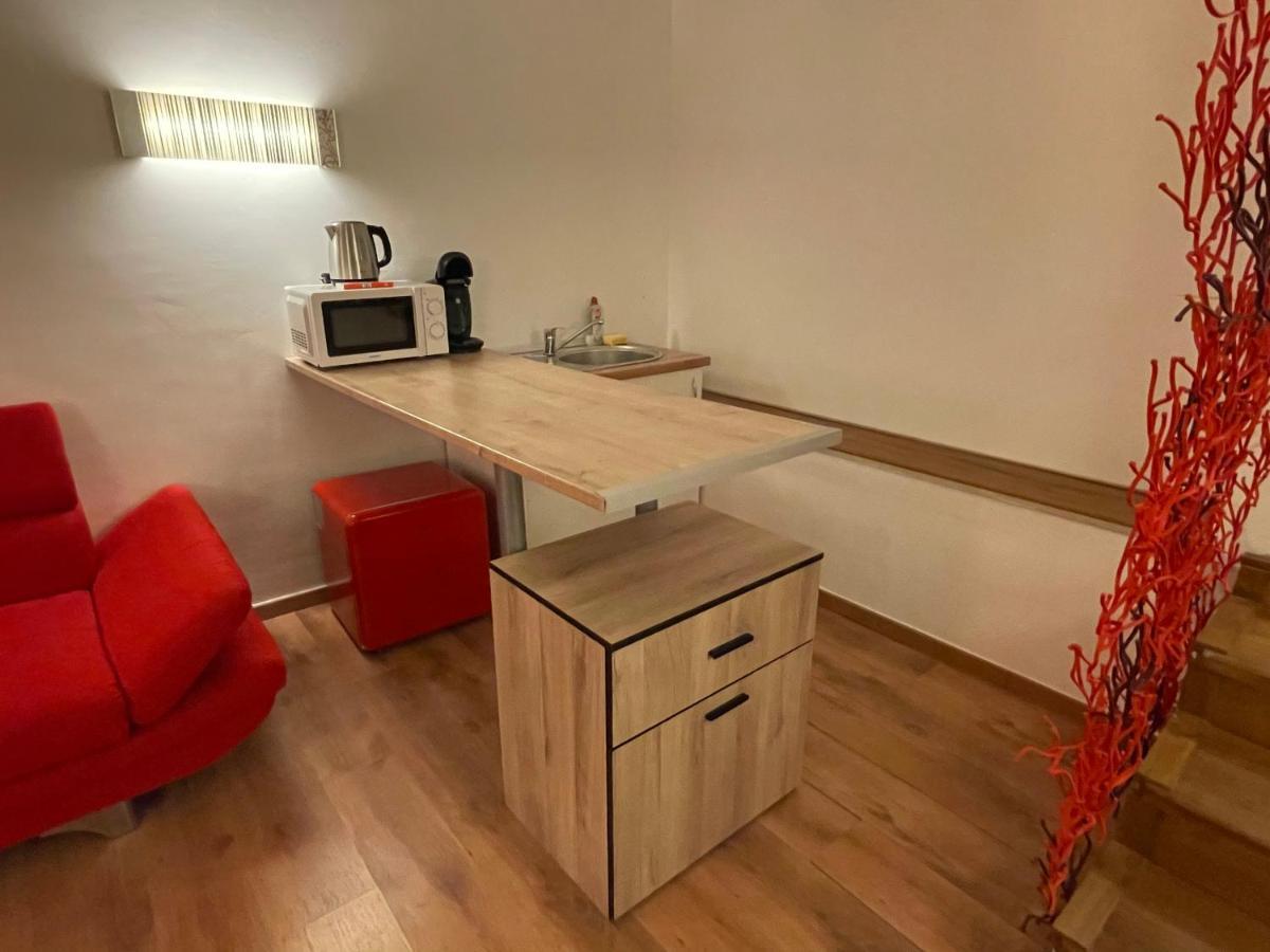 New Workspace Studio Savoya9 Self Check In Old City Center Timisoara Bagian luar foto